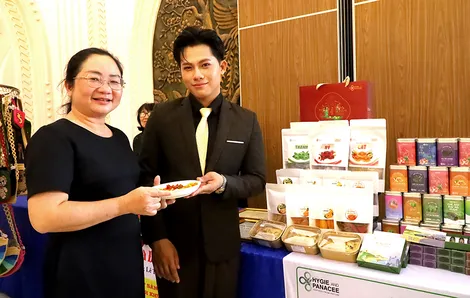 Dược sĩ Thắm và hành trình tìm “Vị ngon phù sa”