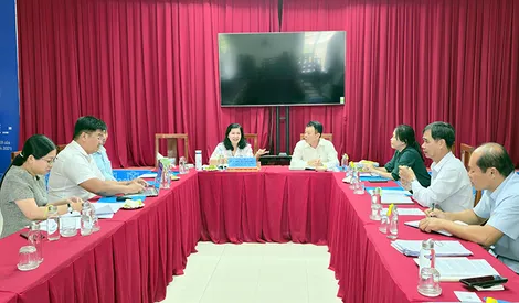 Kiểm tra công tác dân vận chính quyền và thực hiện quy chế dân chủ ở cơ sở ​tại Đoàn Nghệ thuật Khmer